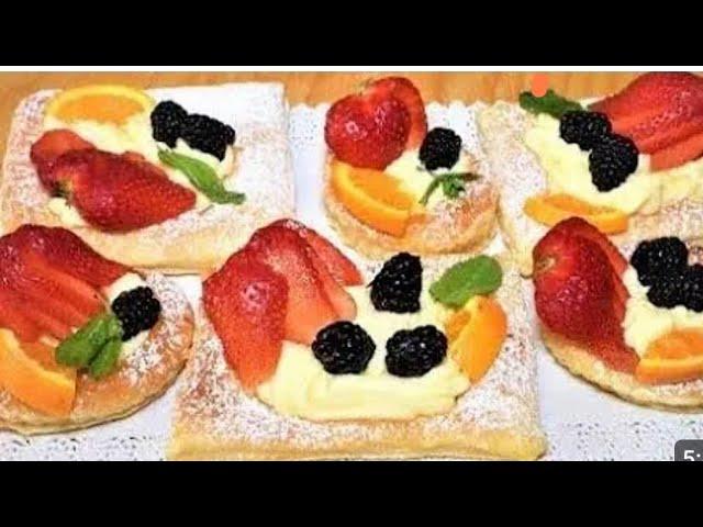 RICETTA in 5 MINUTO   Dolcetti di pasta sfoglia crema pasticcera  e frutta  Sfogliatine  deliziose