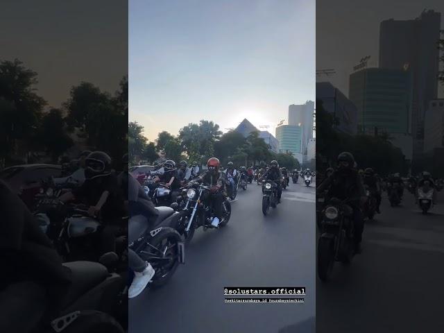 Chopper dan Caferacer mendominasi di Riding Manasiride bareng Kustomfes di Jogjakarta