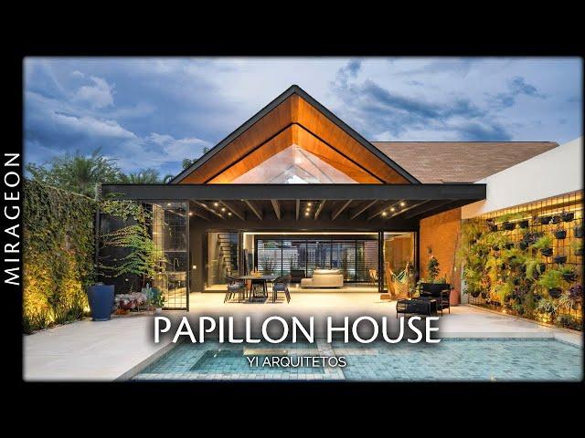 Contemporary House with a Large Four-Sided Roof | Papillon House