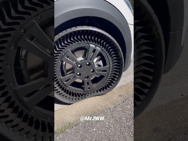 World’s First Airless Tyre!