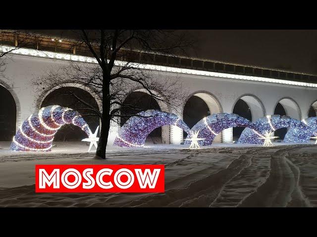 Moscow in the snow, evening walk Christmas lights December 17, 2022