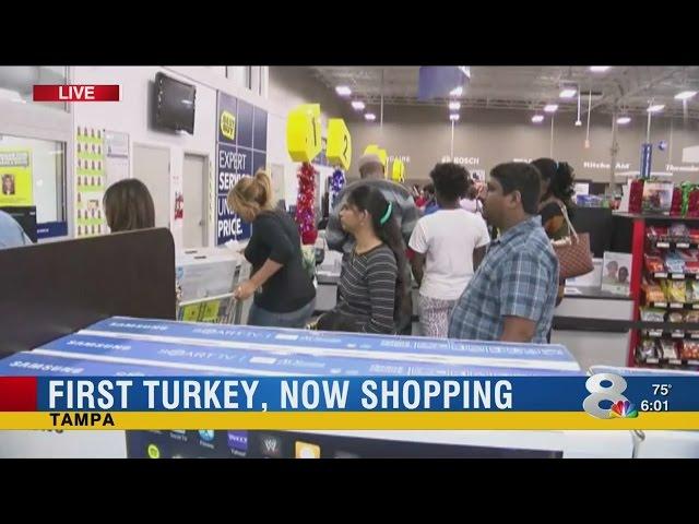 Best Buy Opens for Black Friday