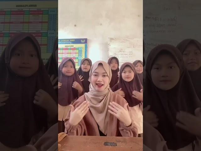 #viral bu guru dengan murid nya #vidioviral #trend #dence #shotrs #sekolah #bocilsd