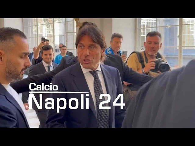 CONTE a NAPOLI accolto da EROE  Guardate che succede dopo la presentazione