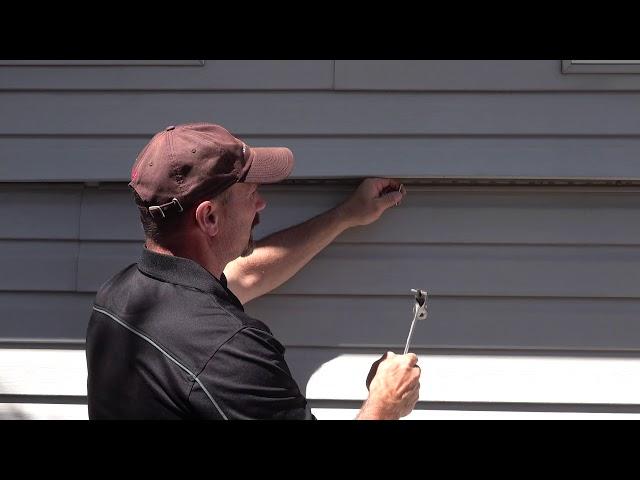 How To Replace One Piece Of Vinyl Siding (Mid-Wall)
