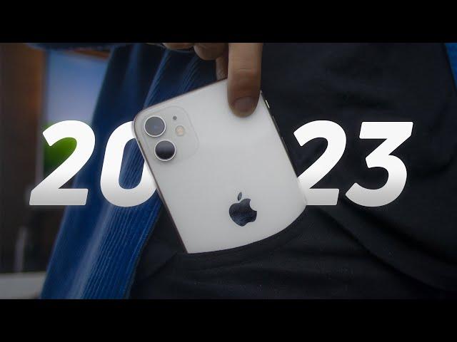 iPhone 11 — ХУДШИЙ Айфон в 2023!