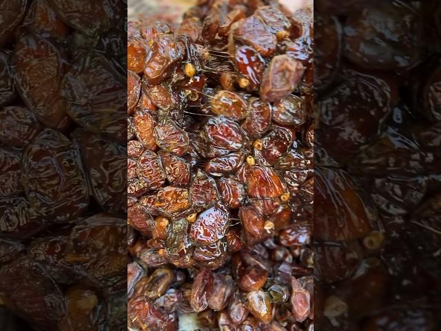 Soft and juicy dates#short #date #palm #fruit #funny #funnyshorts #shortvideo #shortsvideo #shorts