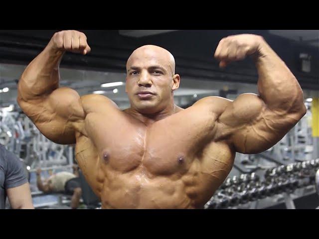 BICEPS COMPILATION VOL. 2 - Some of the best bodybuilders flexing their huge arms!