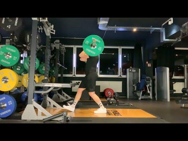 0498 | Barbell Alternating Forward Lunge with Front Hold