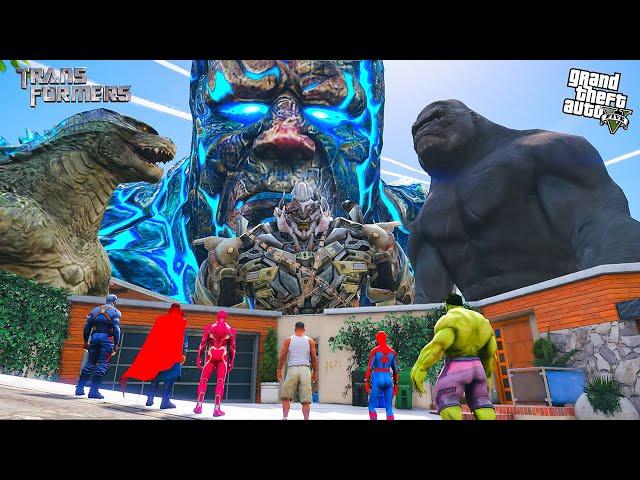 Franklin and Avengers with Godzilla & King Kong Attack On Transformer Robot Army For Save GTA 5 !