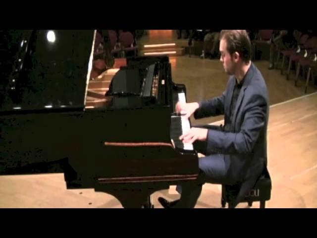 Evgeni Bozhanov plays Ravel-La Valse