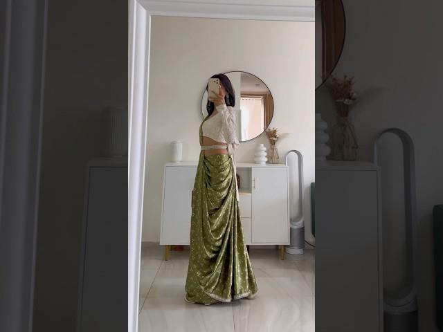 7 days 7 saree! Reverse Infinity Saree Drape #sareedrape #infinitysareesrape