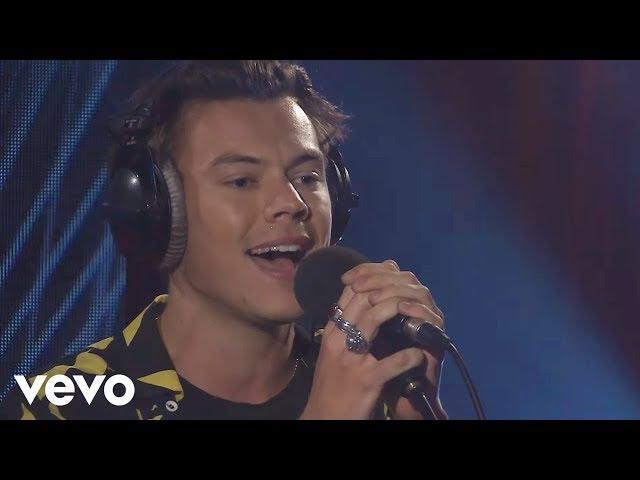 Harry Styles - The Chain (Fleetwood Mac cover) in the Live Lounge