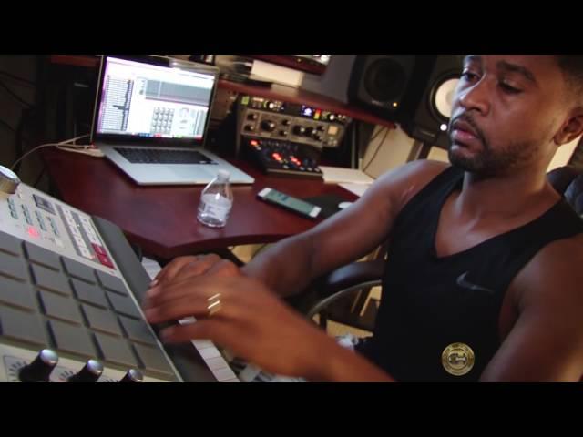 Zaytoven destroyed the drums!!! [Super Banger]