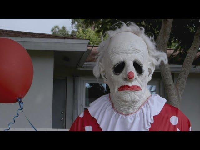 The Bizarre Story Behind a Terrifying Clown Named Wrinkles