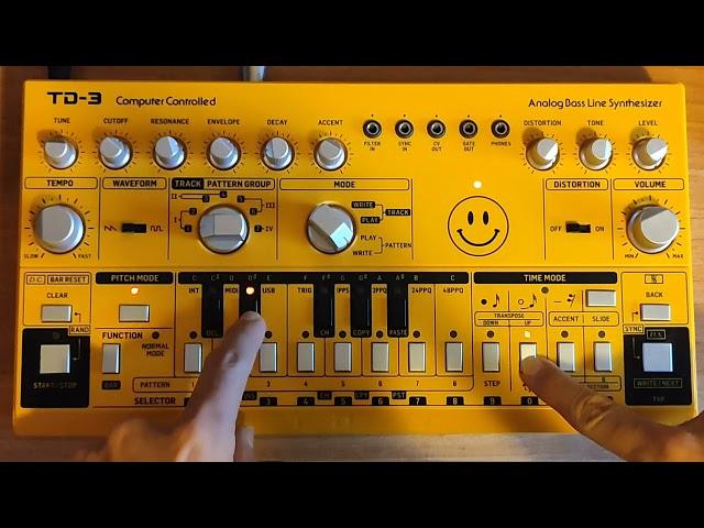 "Chase" by Giorgio Moroder / TD-3 Behringer / Bass Line / Tutorial