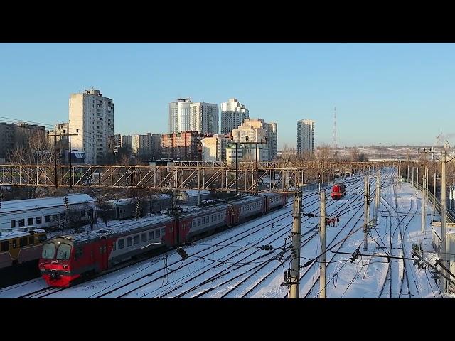 Пригородный Электропоезд  ЭД9М