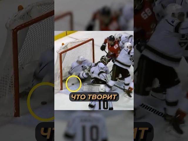 Этот Русский Хоккеист ШОКИРОВАЛ всех СЕЙВОМ! #хоккей #shorts