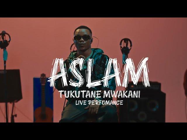 Aslam Tz - Tukutane Mwakani Live performance (VAS)