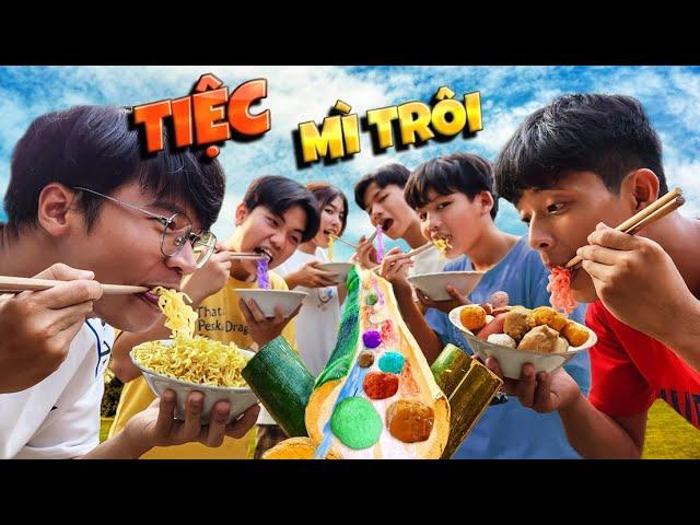 Tony | Tiệc Buffet Mì Trôi Ống Tre Trên Mái Nhà 