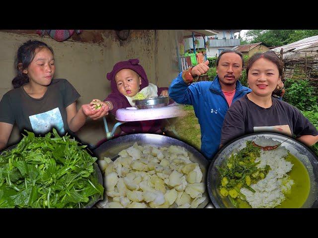 स्कुश को मुन्टा र आलुको तरकारी सँग भात Green Squash Vine & Potatoes mix fry Recipe with rice Eating