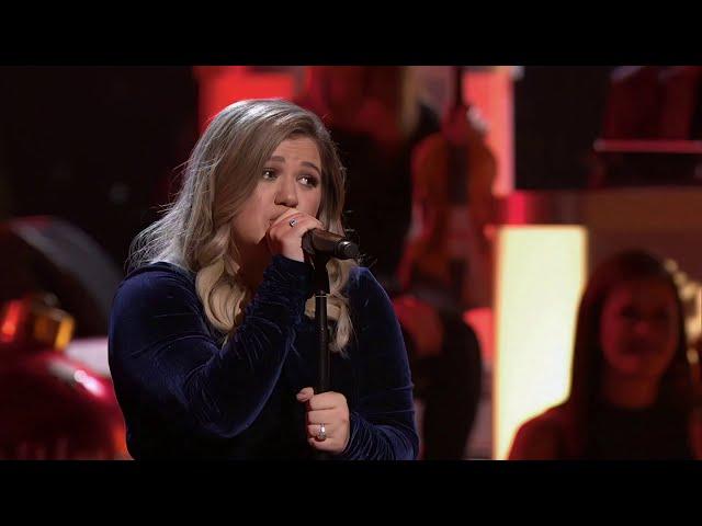 Kelly Clarkson - Run Run Rudolph (CMA Country Christmas 2016) [2K]