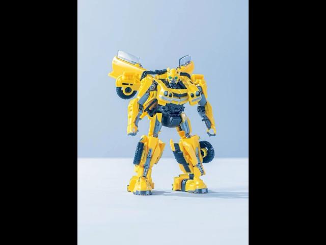 Stop-Motion｜My Bumblebee toy transforms itself 🫢 #transformers #stopmotion