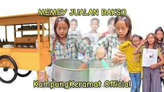 MELIHAT AKTIVITAS JUALAN MEMEY JASMIEN & NESSA