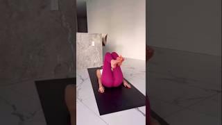 Hip opening & hamstring stretching yoga flow #yoga  #tattooyoga