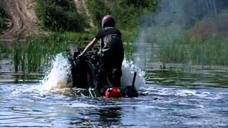 modded yamaha big bear 350 going deep, water wheelie