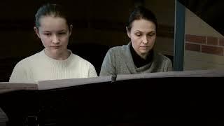 Maira und Marieke II. Petit Poucet aus Ma mère l´oye von Maurice Ravel