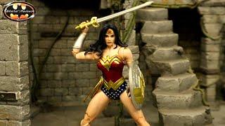 McFarlane DC Multiverse Wonder Woman Classic Iconic Comic Action Figure Review & Comparison