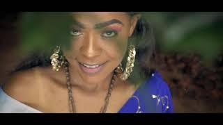 Toposh_la_star_Ma_Reine_Clip_officiel_2021