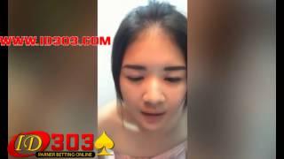 hot cewek bigo bugil di kamar mandi