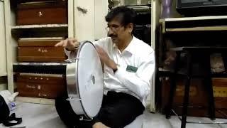 Sanjay Karandikar teaching to play Duff (Frame Drum) at  www.swartaalsadhana.com