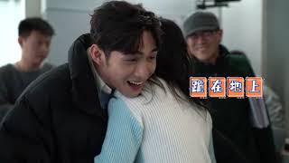 Wu Qian and Zhang Binbin in behind the scenes #herewemeetagain #janicewu #zhangbinbin