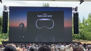 Apple Vision Pro price announcement and crowd reaction
