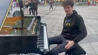 Russian National Anthem (СССР/USSR) on Public Piano – FUCK PUTIN!