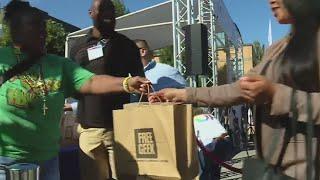 Free Geek event gives laptops to hundreds in need