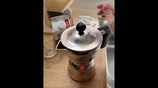 HeHe’s Kitchen - Moka 沖奶茶 （Moka 壼=直熱式咖啡壺）