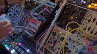 Flume Having Fun With Modular Synthesizer(unreleased)