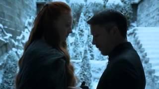 Sophie Turner Sansa Stark Littlefinger Game of Thrones Kiss