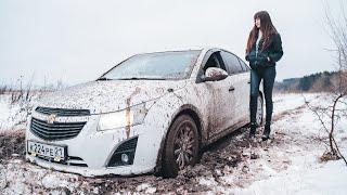 Russian girl stuck 33 trailer // Maria stuck in muddy snow in high heels ankle boots