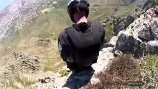 Wingsuit Yaparken Kayaya Çarptı