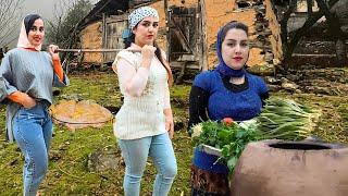 Traditional Iranian Cooking : Local Dishes & Baking  Kalaneh Bread on  Sadjchi