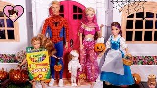 Barbie Dolls Trick or Treat  Halloween Costumes - Huge  Elsa & Anna Dollhouse City!