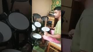 #drummer playing paradiddle variation #drum solo #alessis nitro max having fun