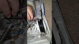 How to open Vacuum Cleaner and replace its fuse!