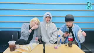 (ENG/INDO SUB) Stray Kids Hyunjin, Felix & Minho VLive | 220426 | Came Back After One Minute‍️️‍