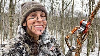 * HUGE BUCK SURPRISED ME * Saddle Hunting on Public Land